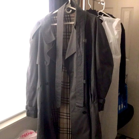Other - Men’s Grey Trench Coat w/ Belt